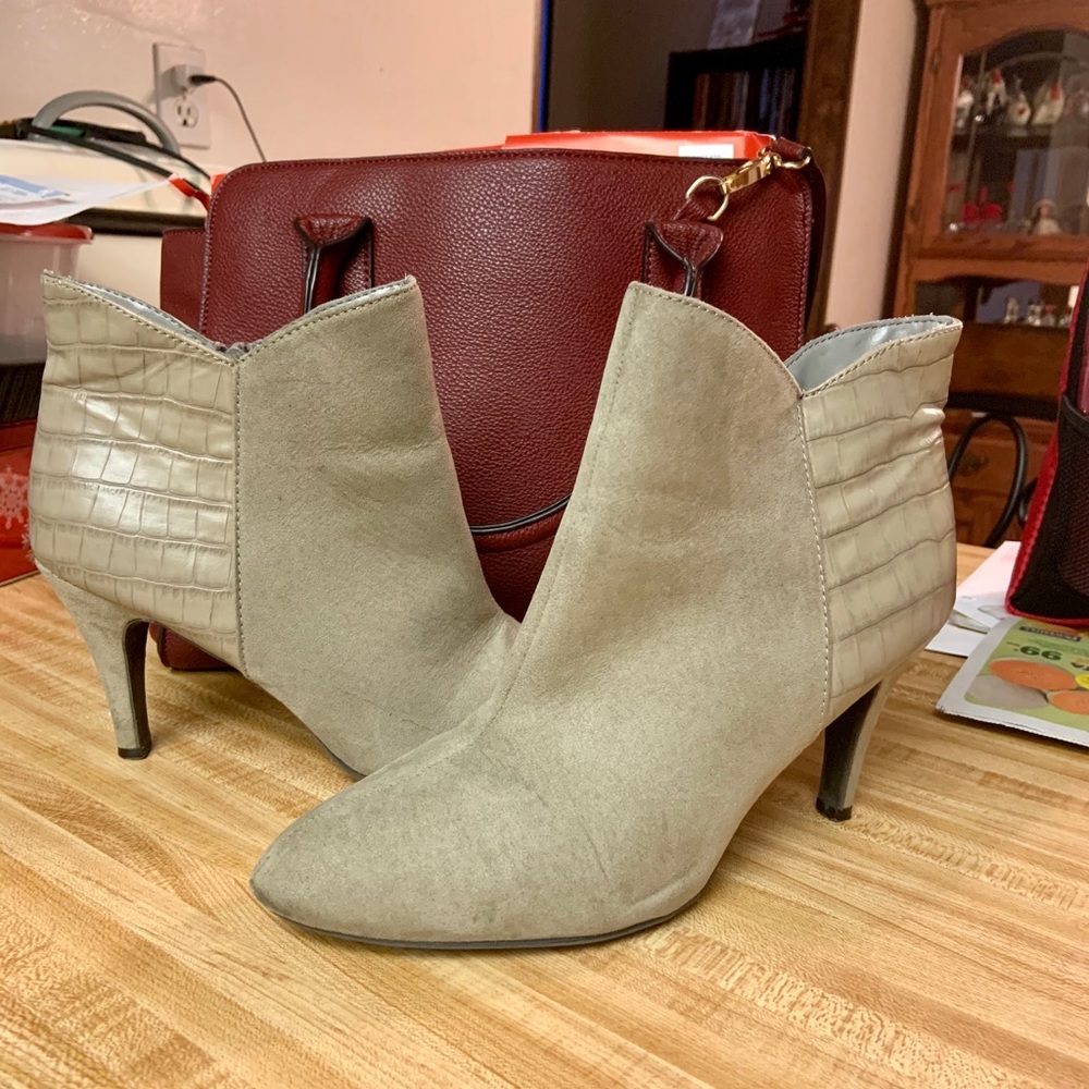Ankle boots